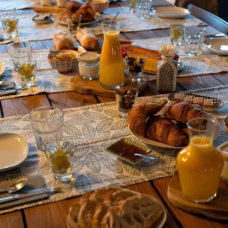 Maison Dix D'hotes Et Espace Bien Etre Bed & Breakfast *