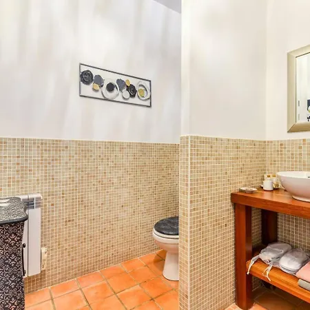 Maison Dix D'hotes Et Espace Bien Etre