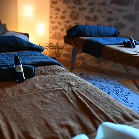 Maison Dix D'hotes Et Espace Bien Etre * Neffies