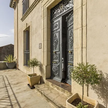 Bed and Breakfast Maison Dix