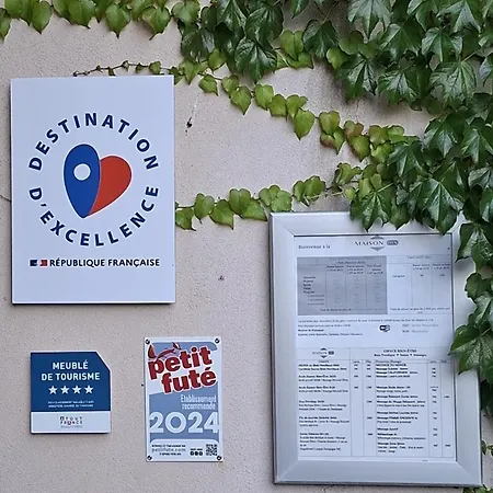Maison Dix 4* Neffies